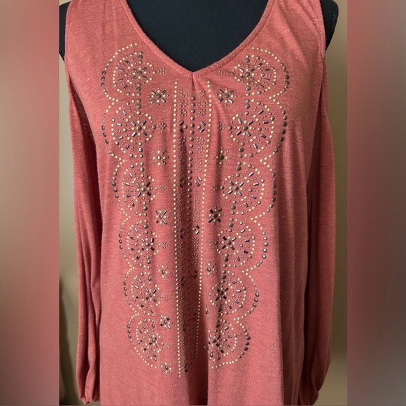 ✨ Knox Rose Cold Shoulder Long Sleeve Top Size Medium ✨ - Picture 6 of 8